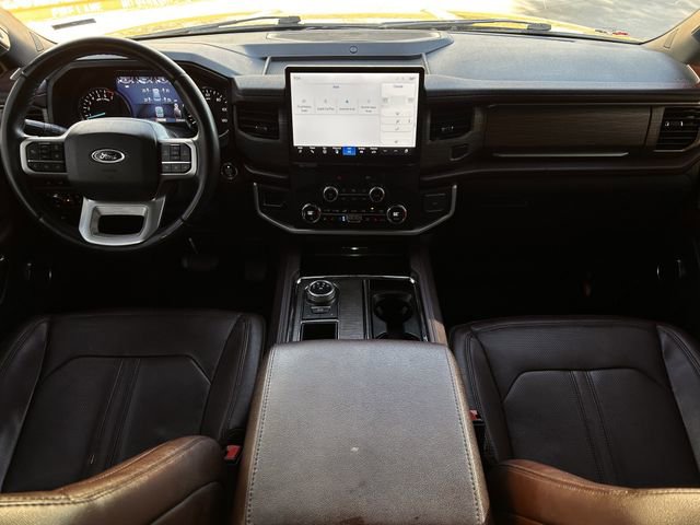 Used 2022 Ford Expedition Limited image 11