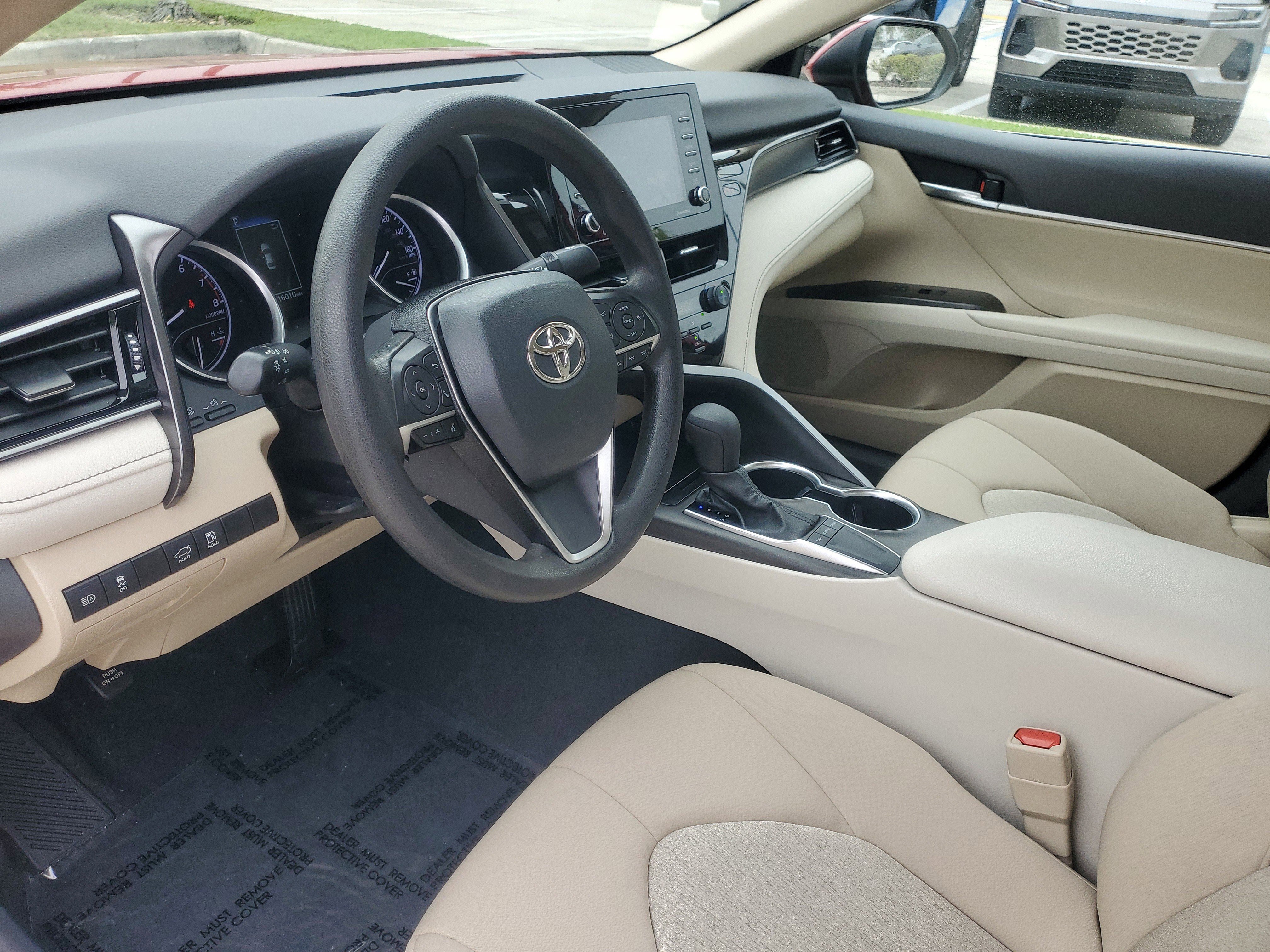 Used 2023 Toyota Camry LE image 16