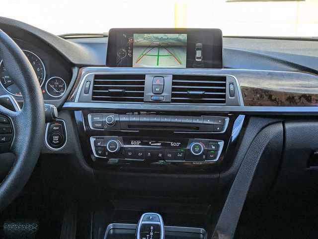 Used 2016 BMW 328i Sedan RWD image 16