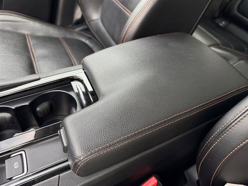 Used 2018 Jaguar F-PACE Prestige image 28