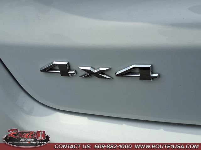 Used 2025 Jeep Compass Limited w/ Elite Group AWD/4WD image 19