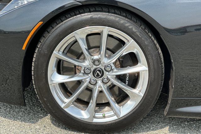 Used 2018 Lexus LC 500 Coupe w/ Touring Package RWD image 30