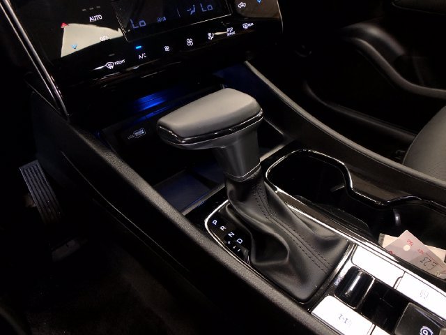 Used 2024 Hyundai Santa Cruz Limited AWD/4WD image 19