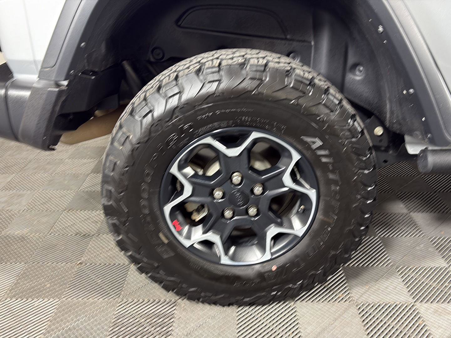 Used 2023 Jeep Wrangler Unlimited Rubicon AWD/4WD image 15