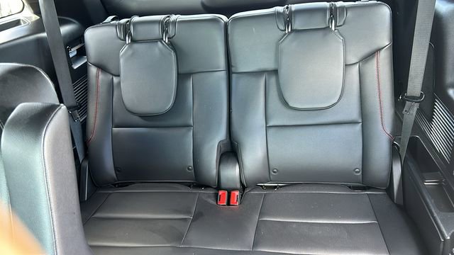 Certified 2023 Ford Explorer ST-Line w/ Class IV Trailer Tow Package RWD image 16