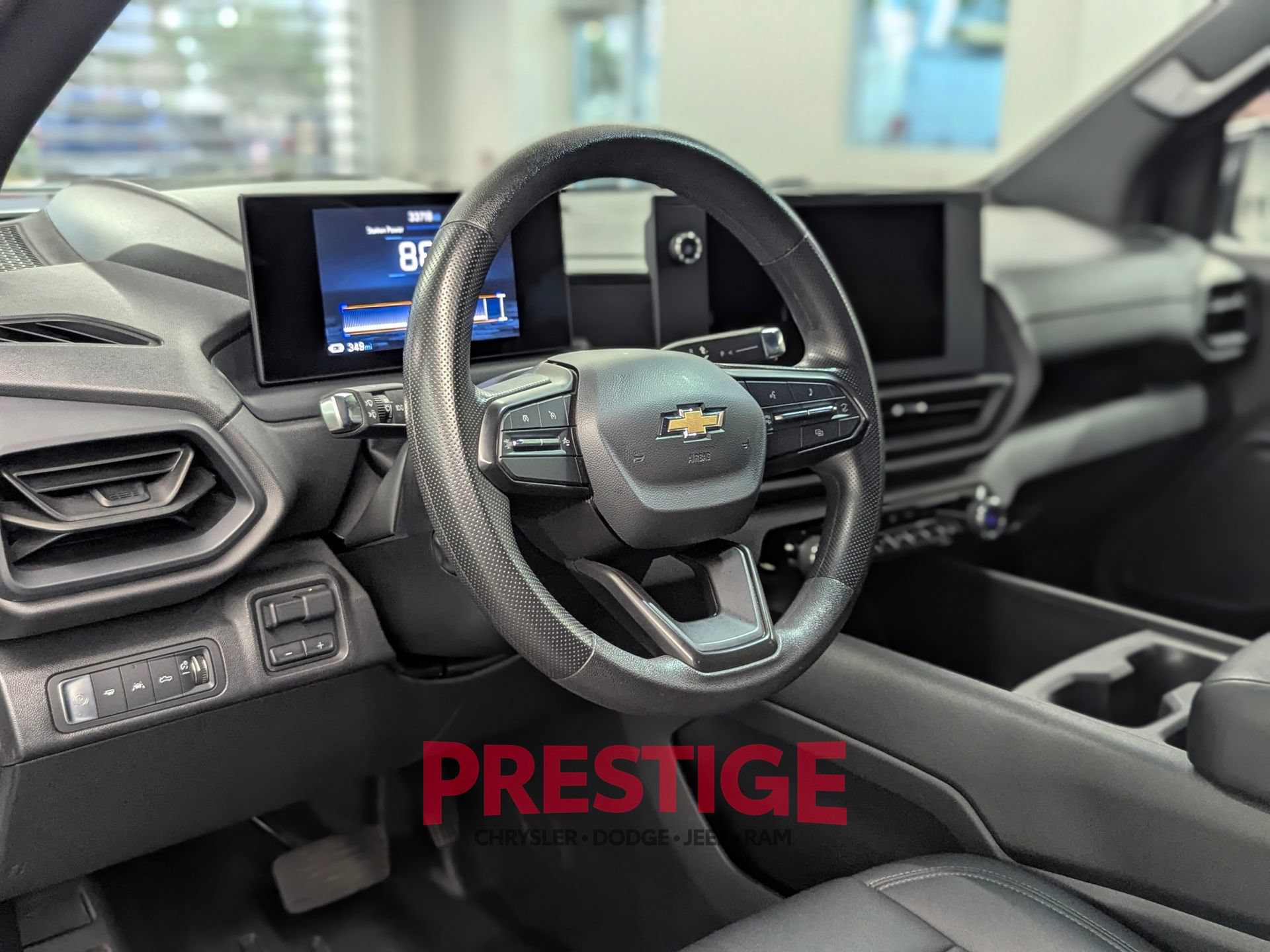 Used 2024 Chevrolet Silverado EV W/T AWD/4WD image 15