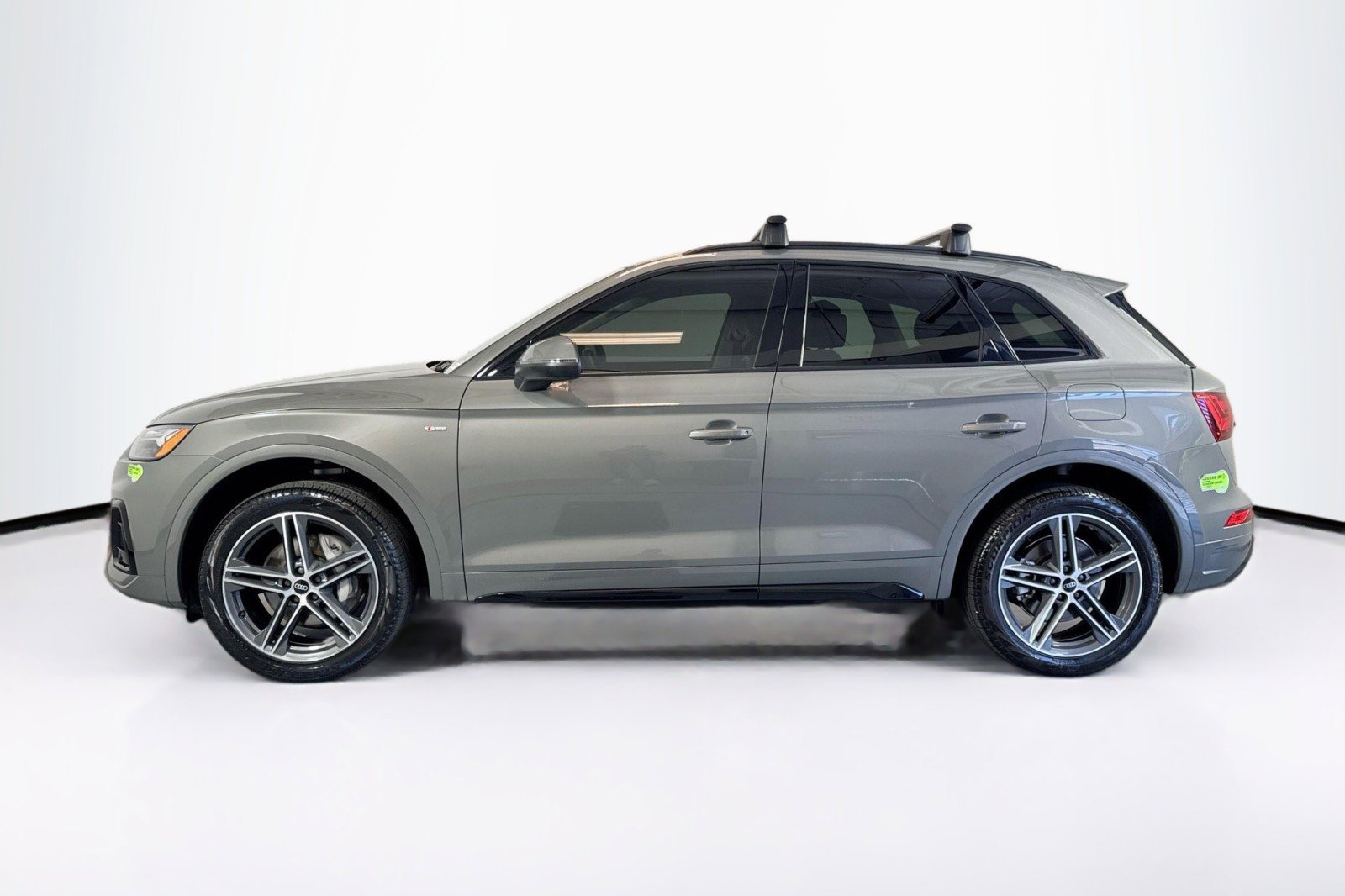 Used 2023 Audi Q5 e Premium Plus w/ Premium Plus Package image 8