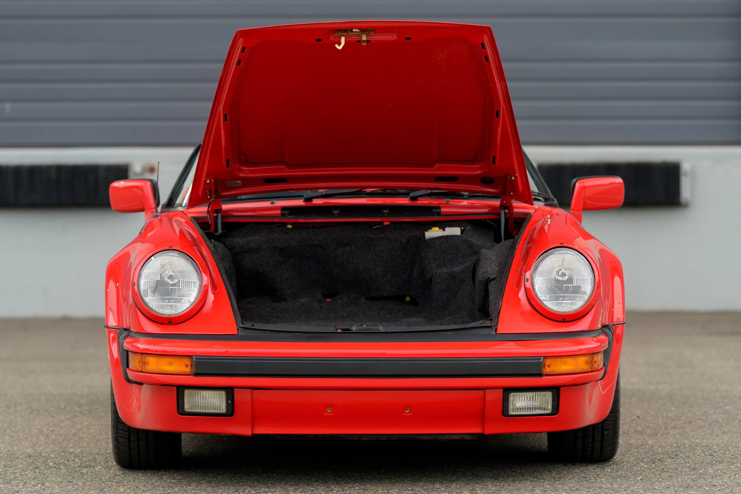 Used 1989 Porsche 911 Carrera RWD image 82