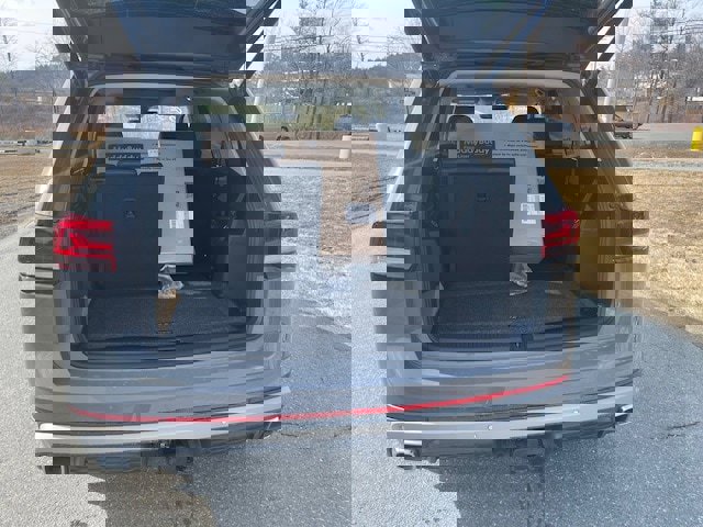 New 2026 Volkswagen Atlas Peak Edition image 13