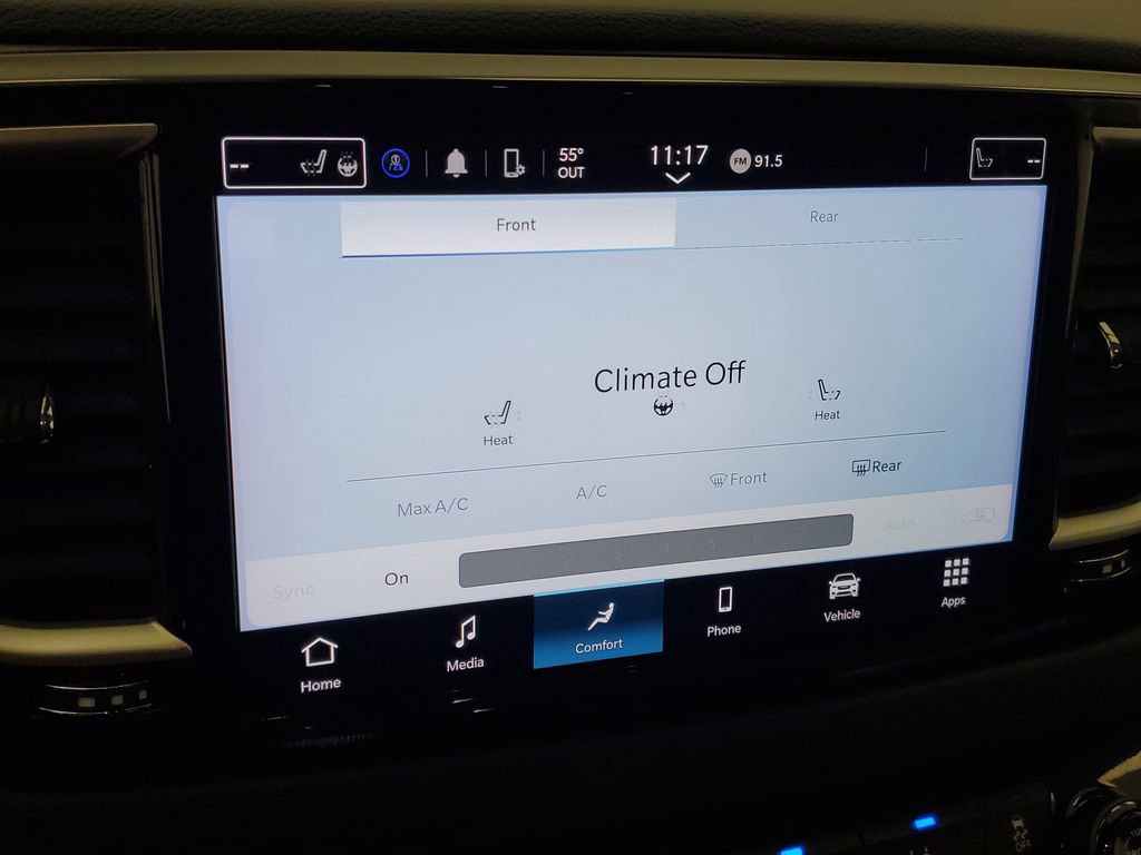 Used 2024 Chrysler Pacifica Touring-L image 19