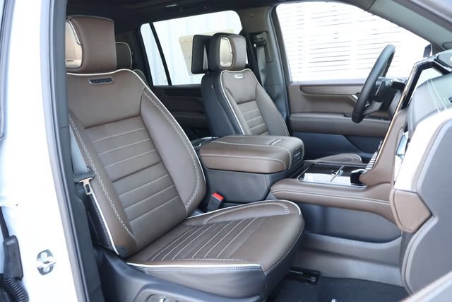New 2026 GMC Yukon XL Denali Ultimate AWD/4WD image 24