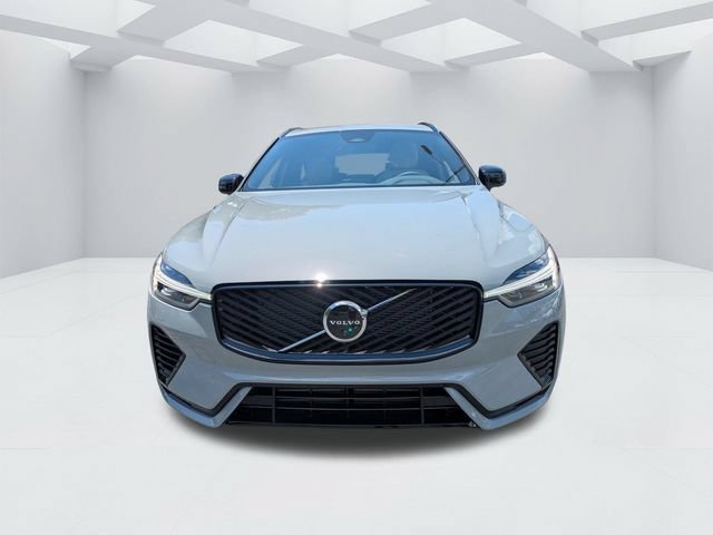 New 2026 Volvo XC60 T8 Plus w/ Protection Package Premier AWD/4WD image 9