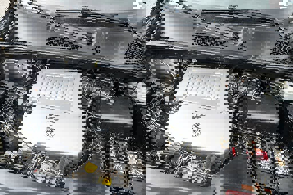 Used 2010 Toyota Highlander Limited image 26