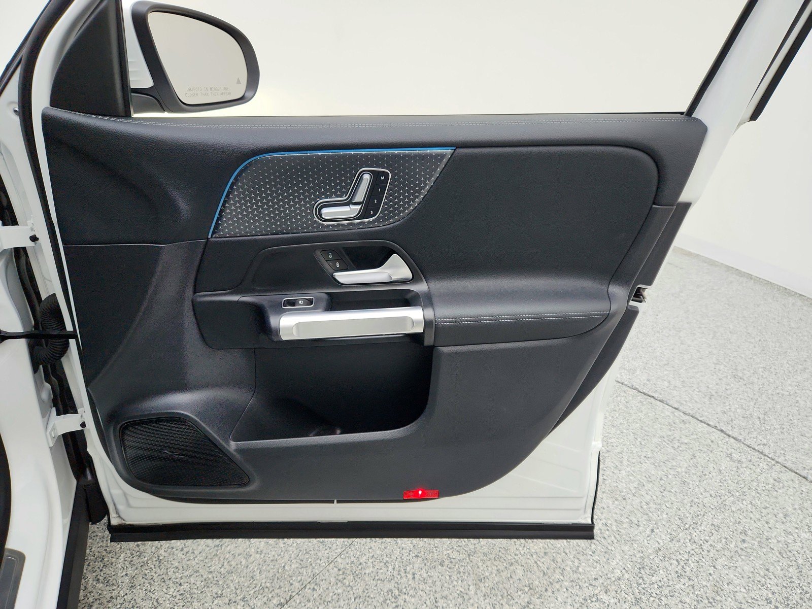 Certified 2024 Mercedes-Benz EQB 250+ image 23