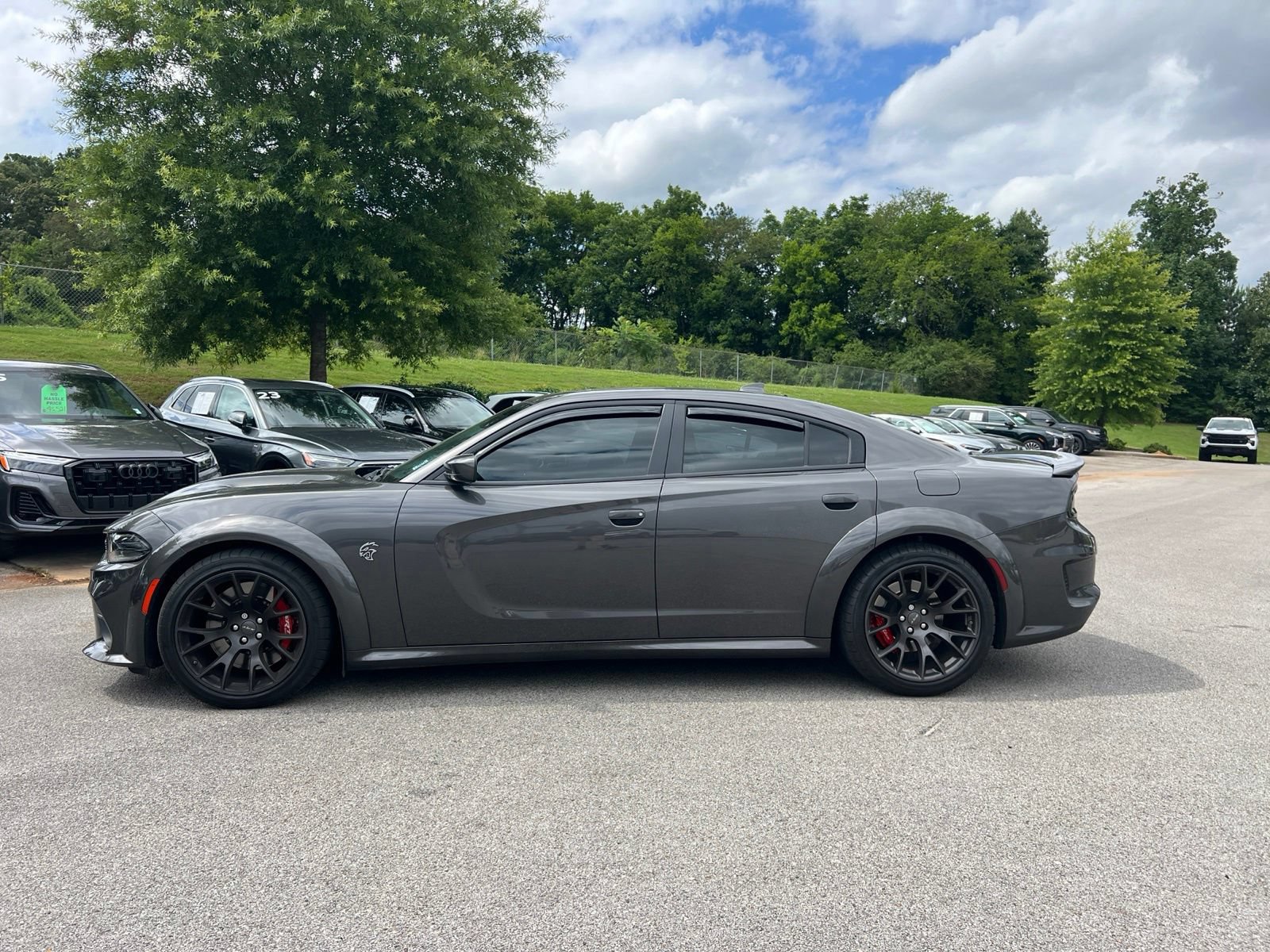 Used 2022 Dodge Charger SRT Hellcat w/ Harman/Kardon Audio Group RWD image 9