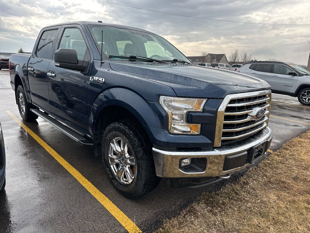 Used 2015 Ford F150 XLT w/ Equipment Group 302A Luxury image 6