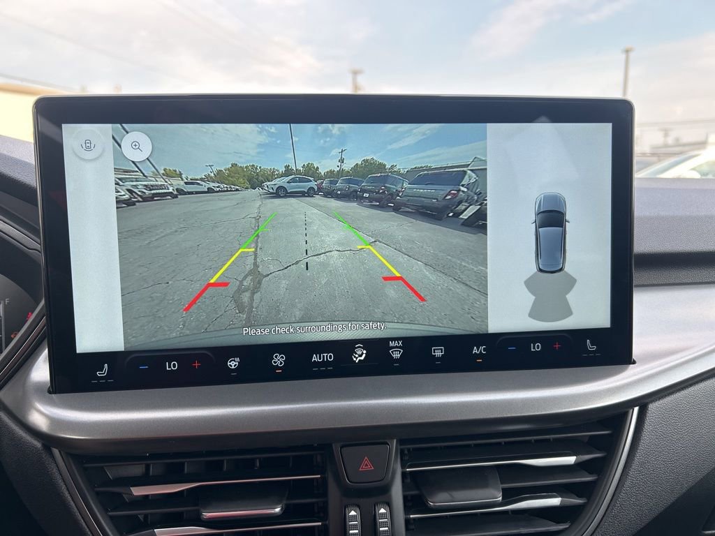 New 2025 Ford Escape SE image 19