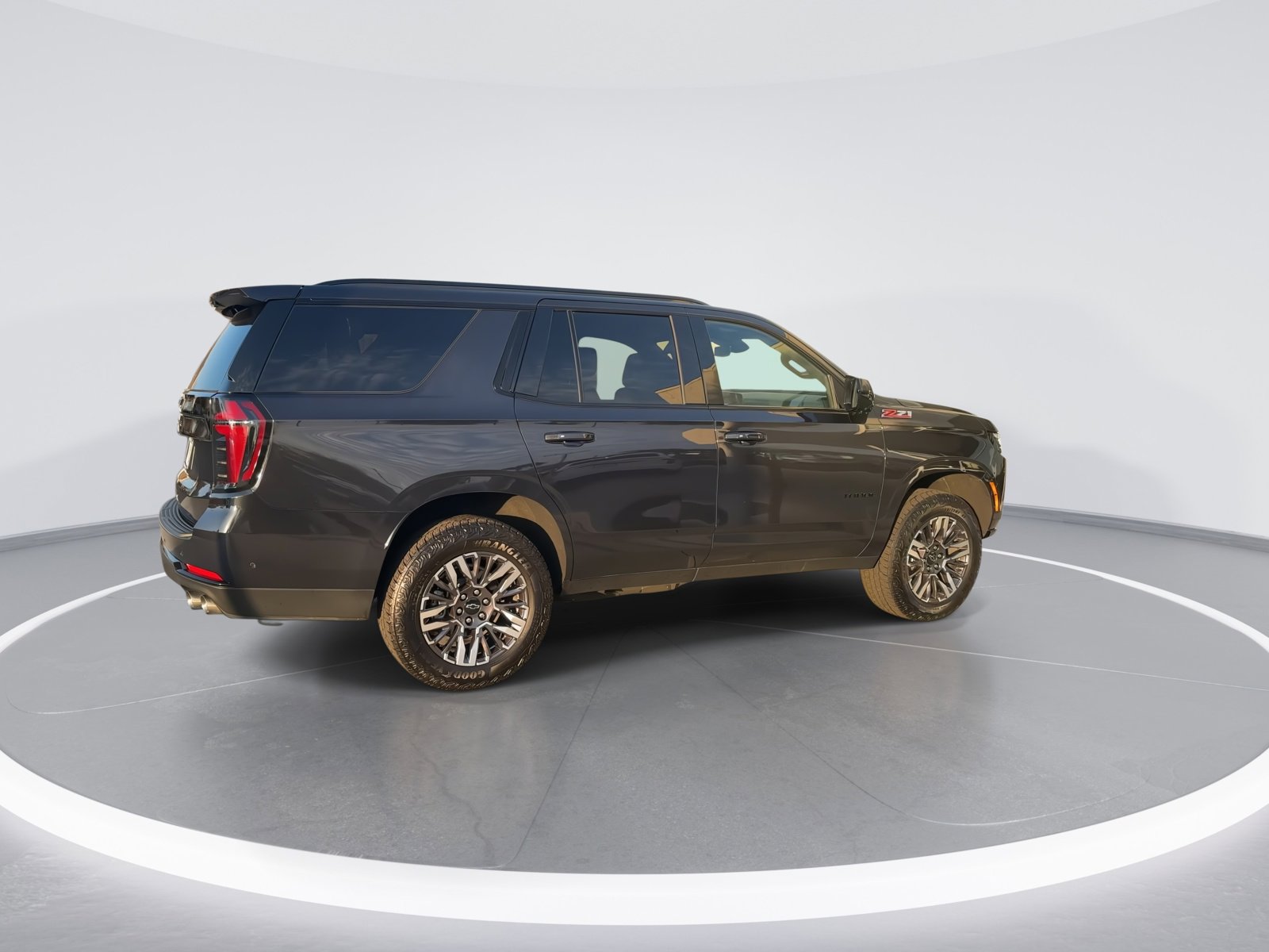 Certified 2025 Chevrolet Tahoe Z71 image 9