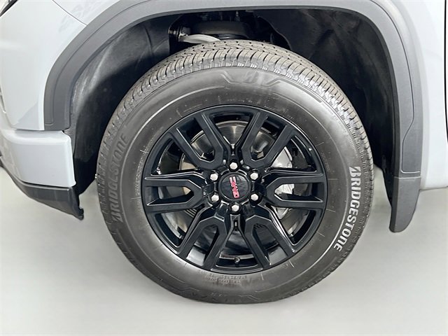 Used 2024 GMC Sierra 1500 Elevation image 28