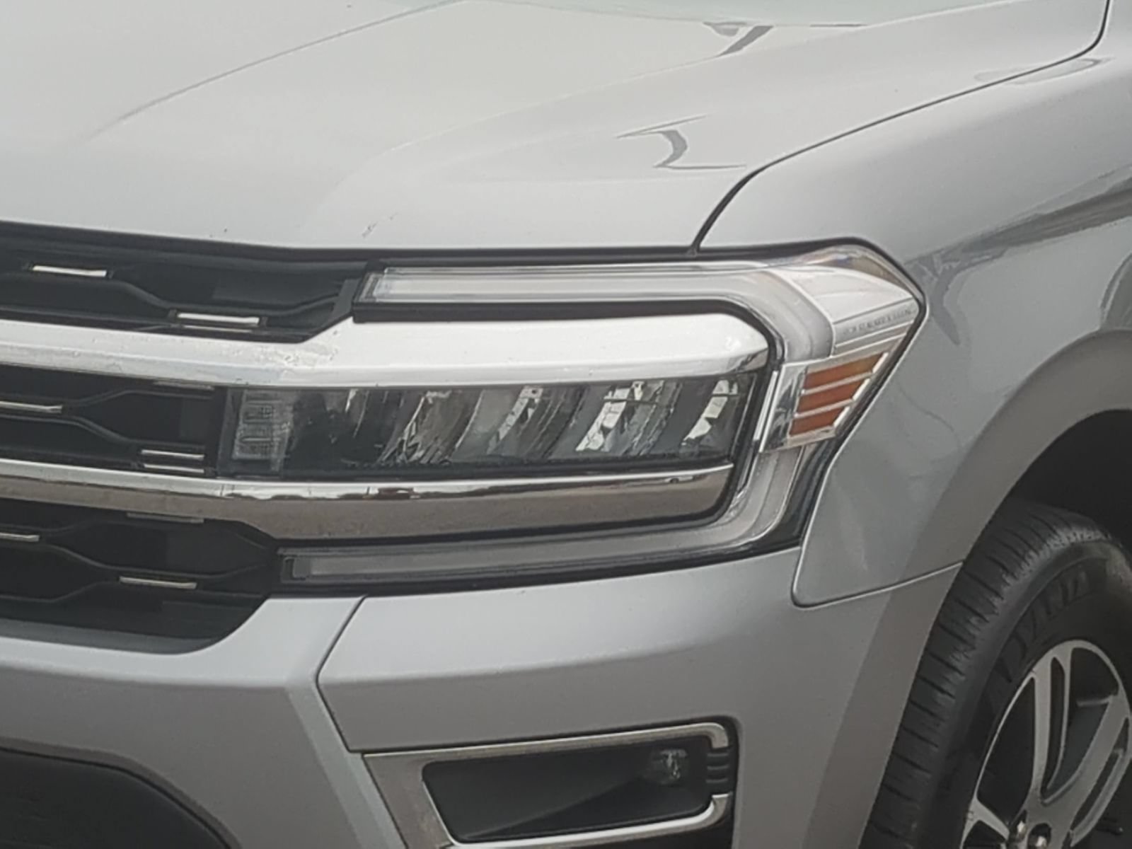 Certified 2024 Ford Expedition Limited RWD image 9