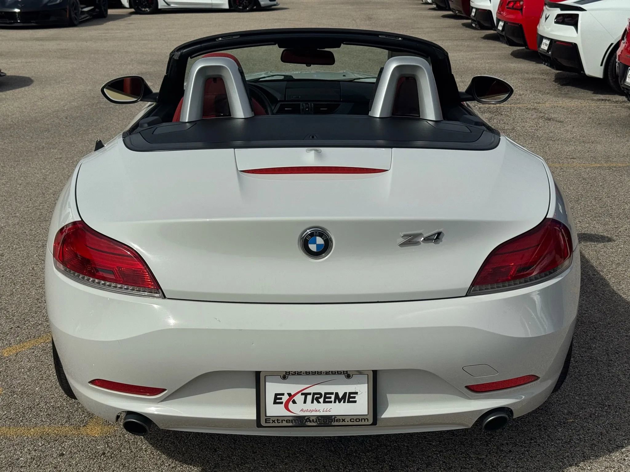Used 2014 BMW Z4 sDrive35i image 5