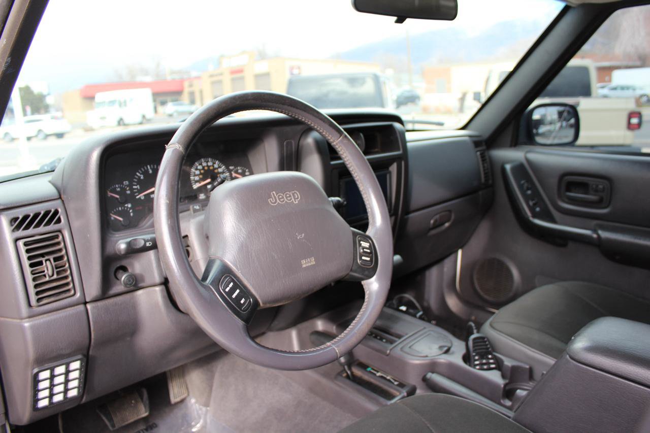 Used 2001 Jeep Cherokee Sport image 13