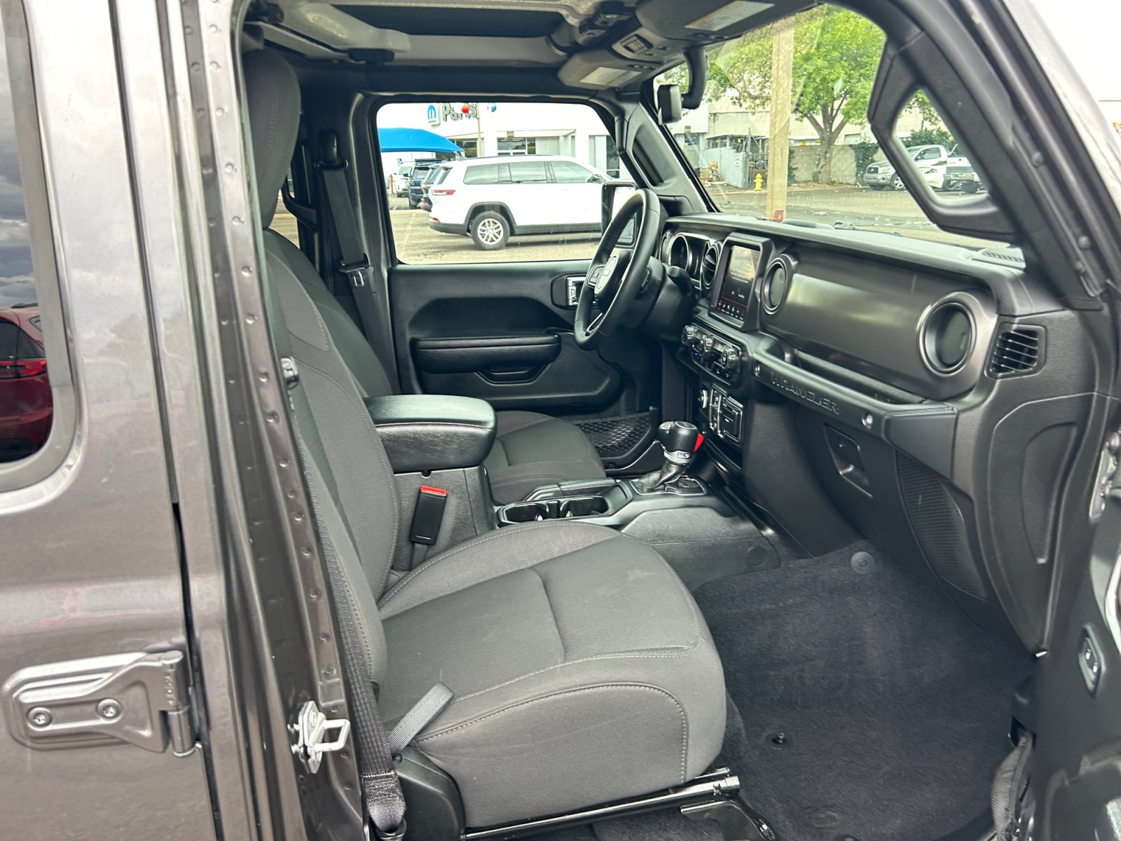 Used 2023 Jeep Wrangler Unlimited w/ 8.4" Radio Group AWD/4WD image 19