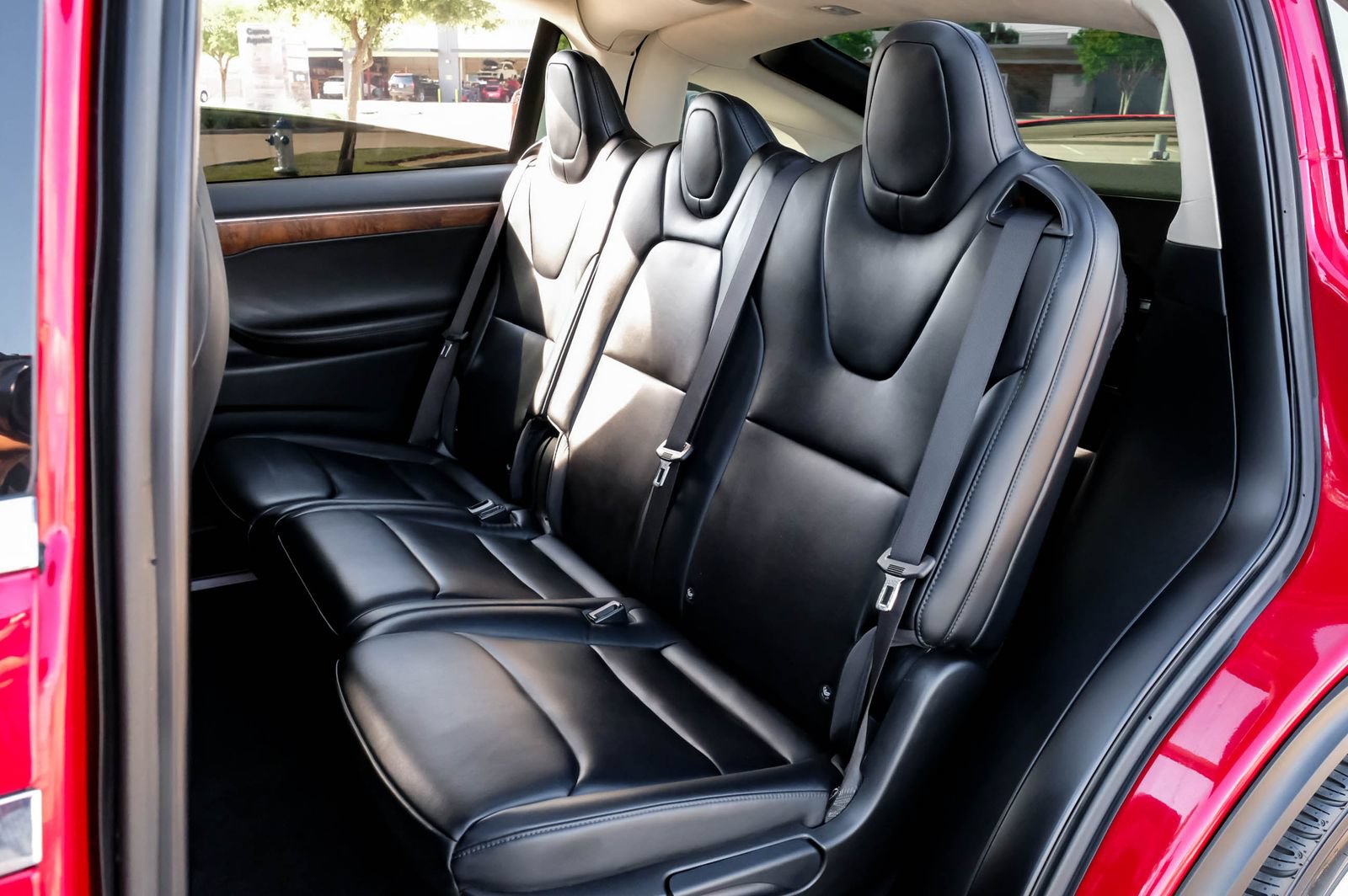 Used 2017 Tesla Model X 75D AWD/4WD image 38