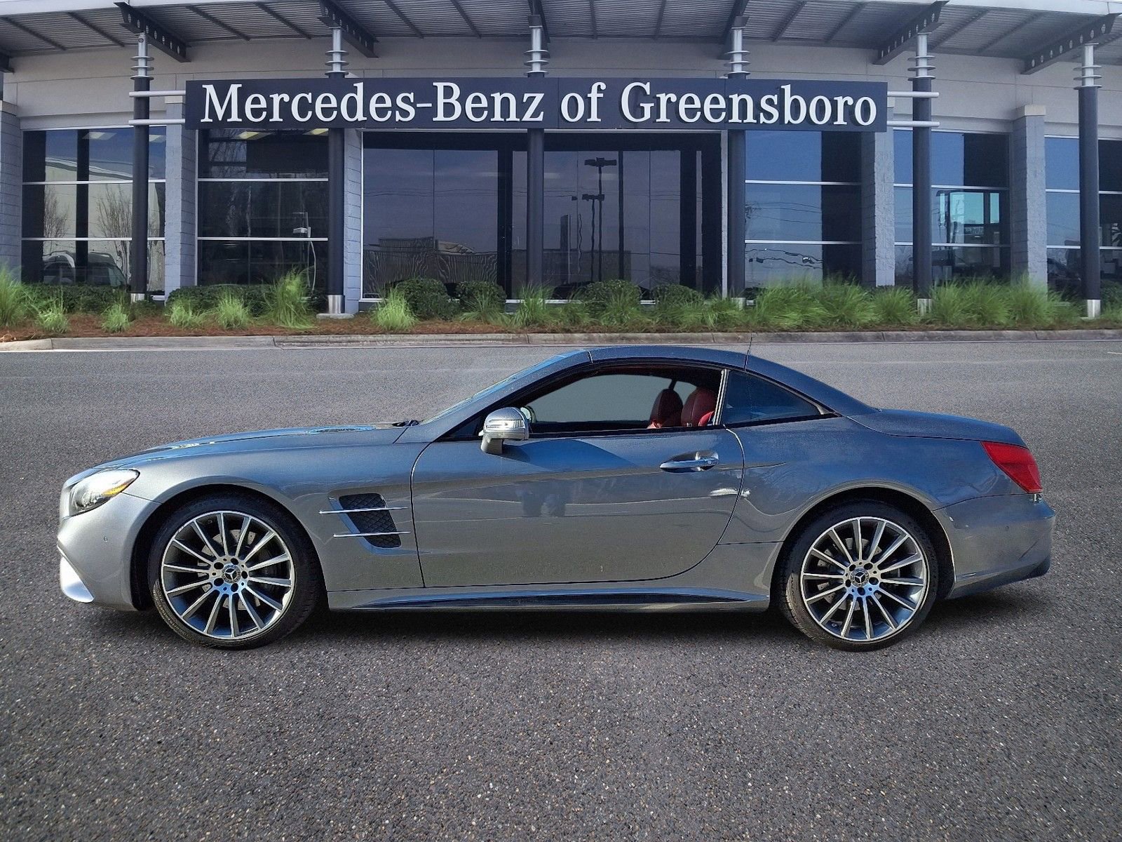 Certified 2017 Mercedes-Benz SL 550 image 7