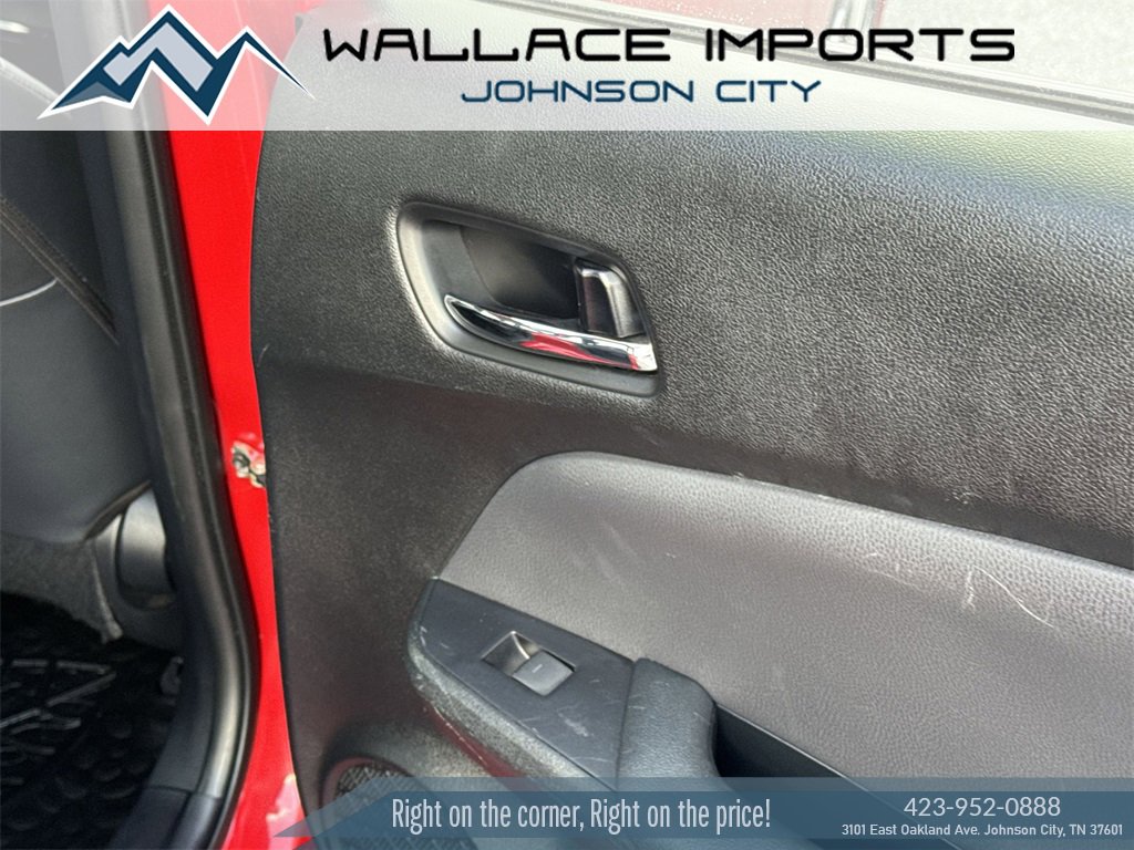 Used 2020 Toyota Prius XLE image 42