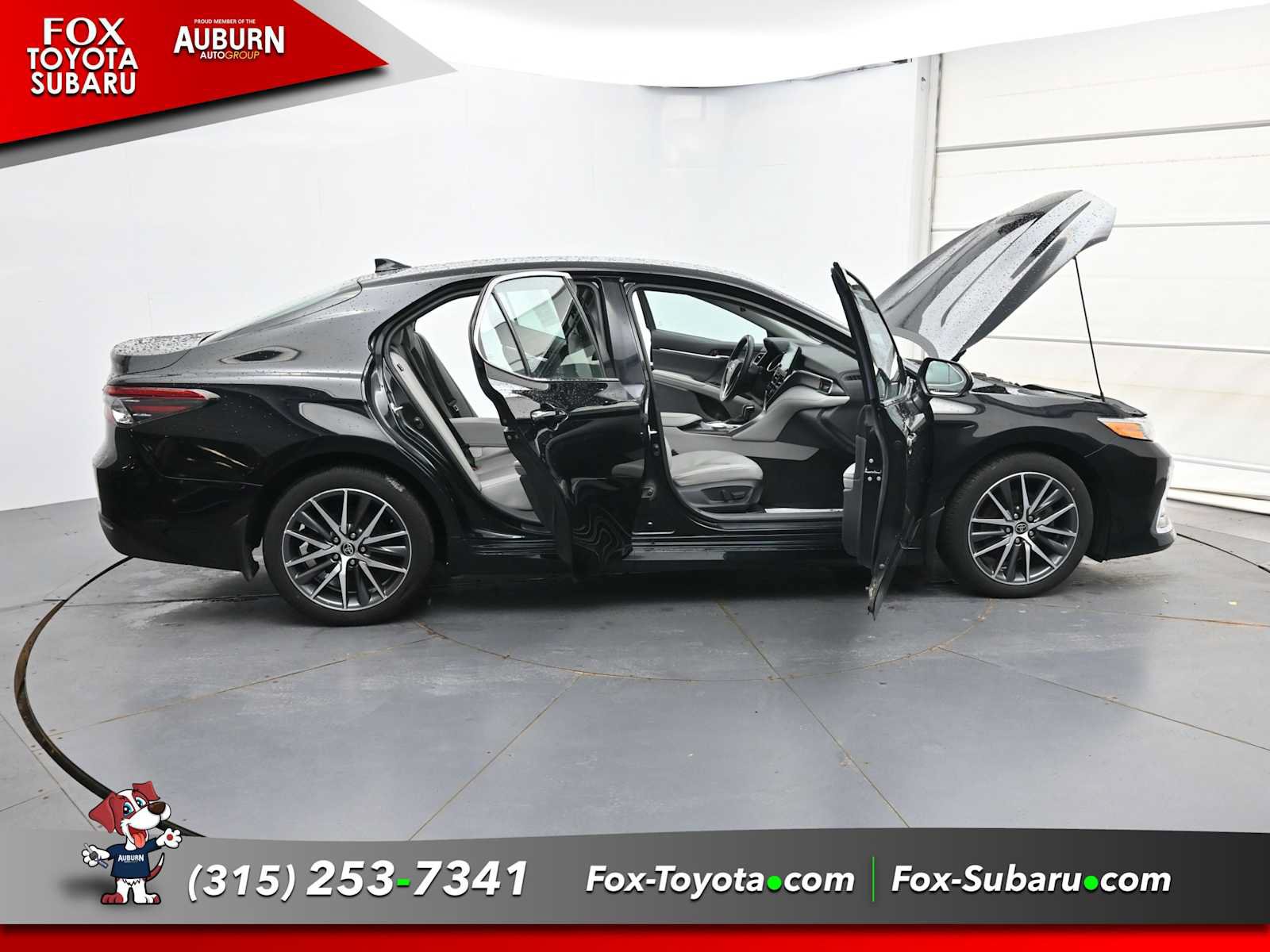 Used 2023 Toyota Camry XLE AWD/4WD image 38