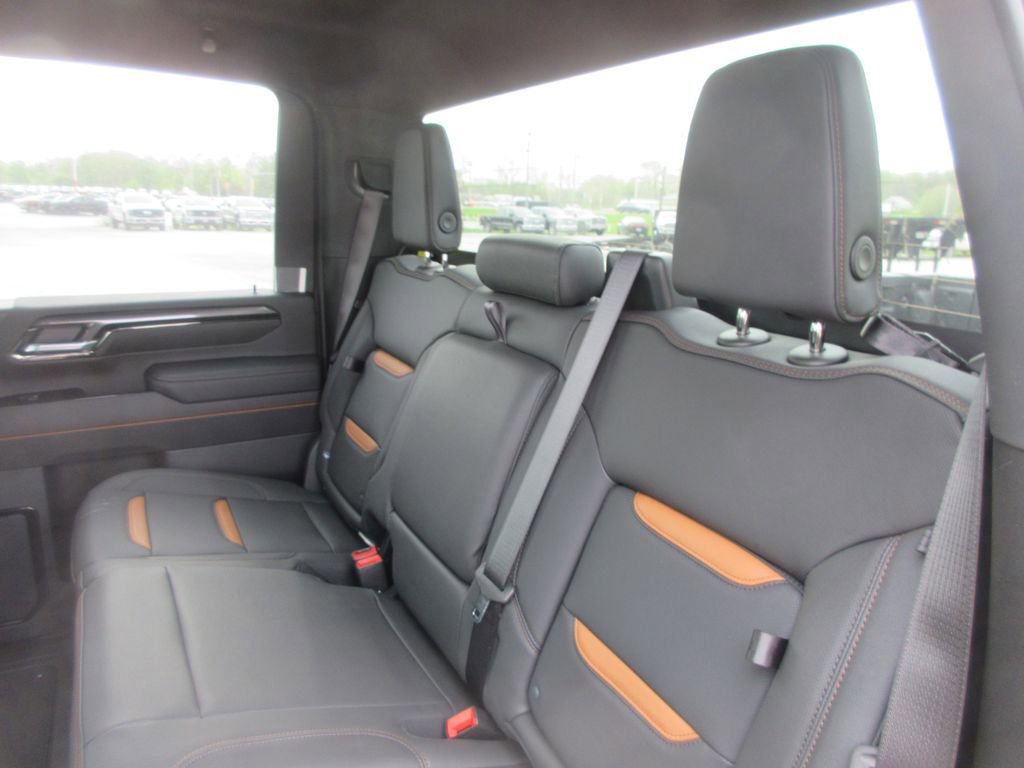 New 2026 GMC Sierra 3500 AT4 AWD/4WD image 14