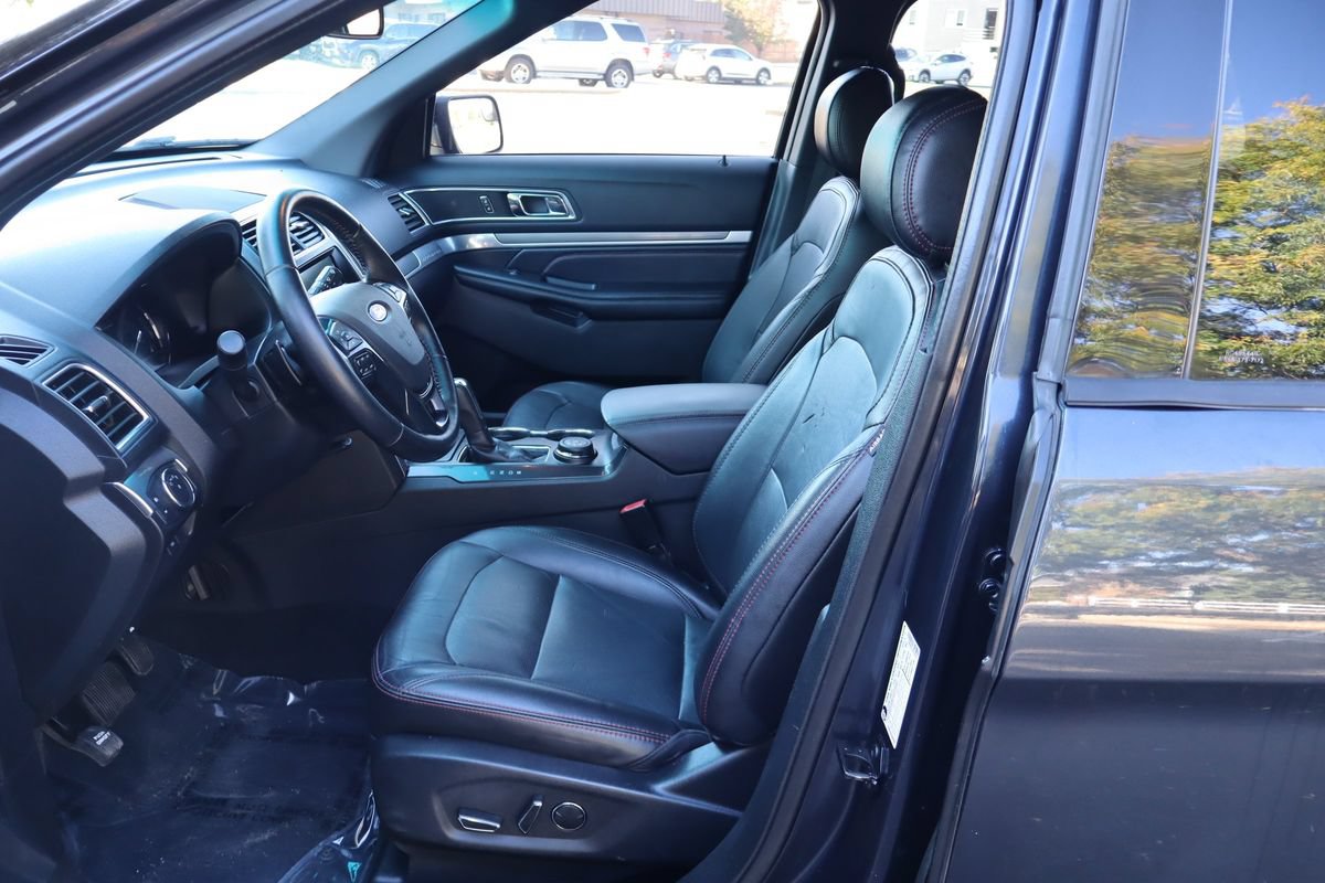 Used 2017 Ford Explorer Sport AWD/4WD image 19