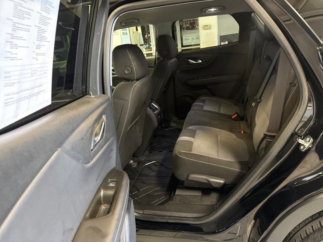 Used 2025 Chevrolet Blazer LT w/ Convenience Package FWD image 24