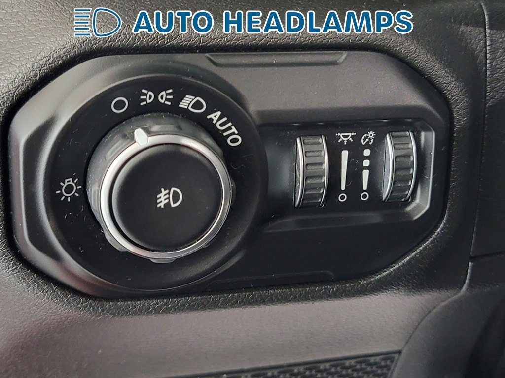 Used 2020 Jeep Wrangler Sport image 24