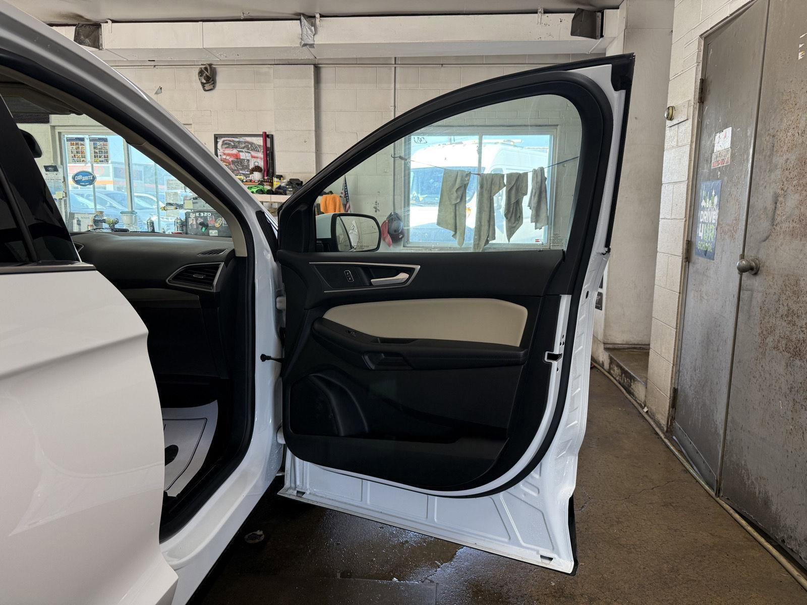 Used 2024 Ford Edge SEL w/ Convenience Package AWD/4WD image 28