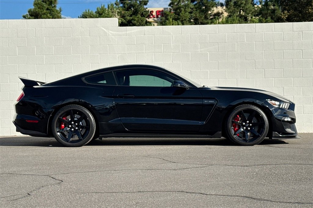 Used 2016 Ford Mustang Shelby GT350R w/ GT350R Equipment Group 920A image 5