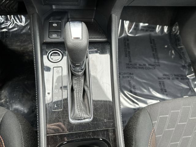 Used 2023 Nissan Kicks SR image 23