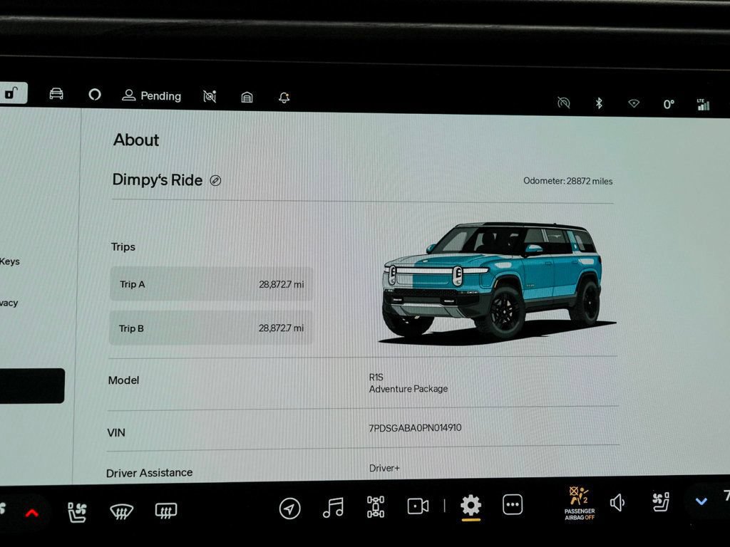 Used 2023 Rivian R1S Adventure AWD/4WD image 3