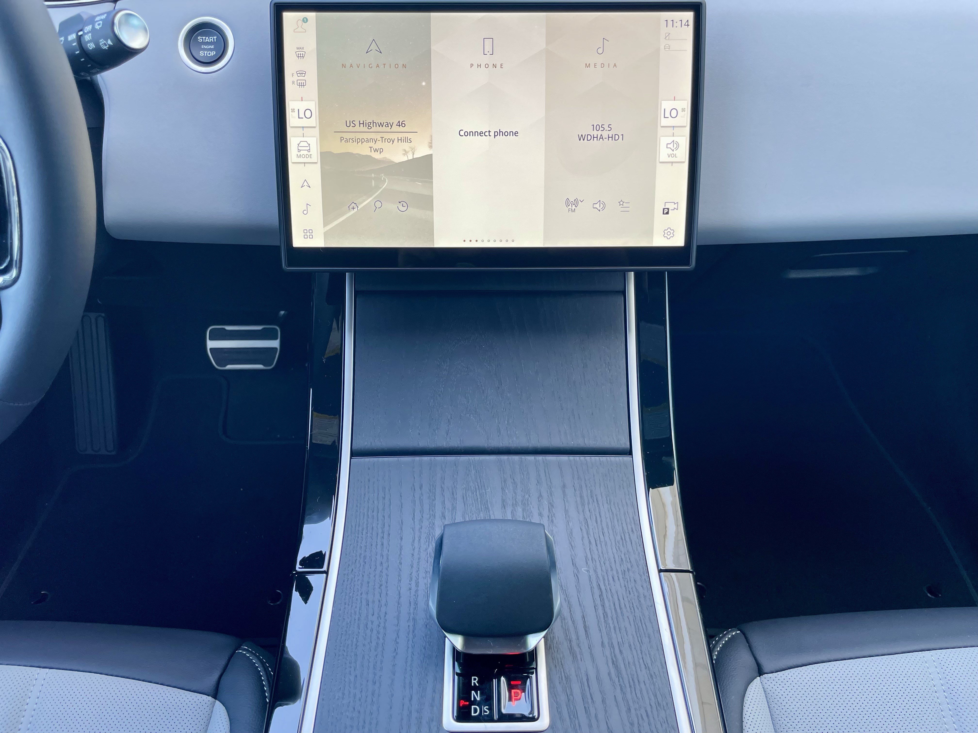 New 2026 Land Rover Range Rover Evoque Hoxton AWD/4WD image 19