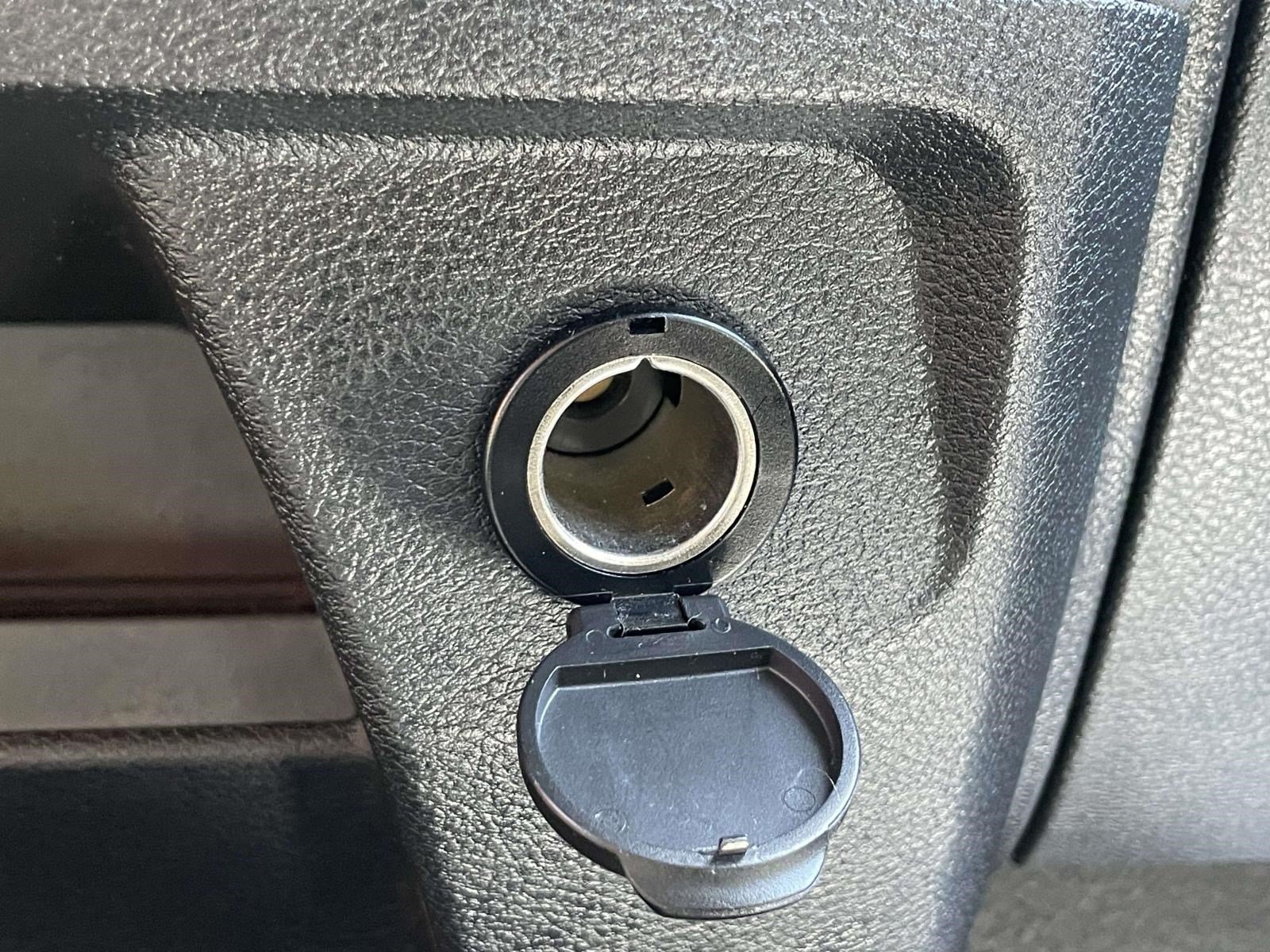 Used 2013 RAM 2500 Tradesman w/ Chrome Appearance Group AWD/4WD image 27