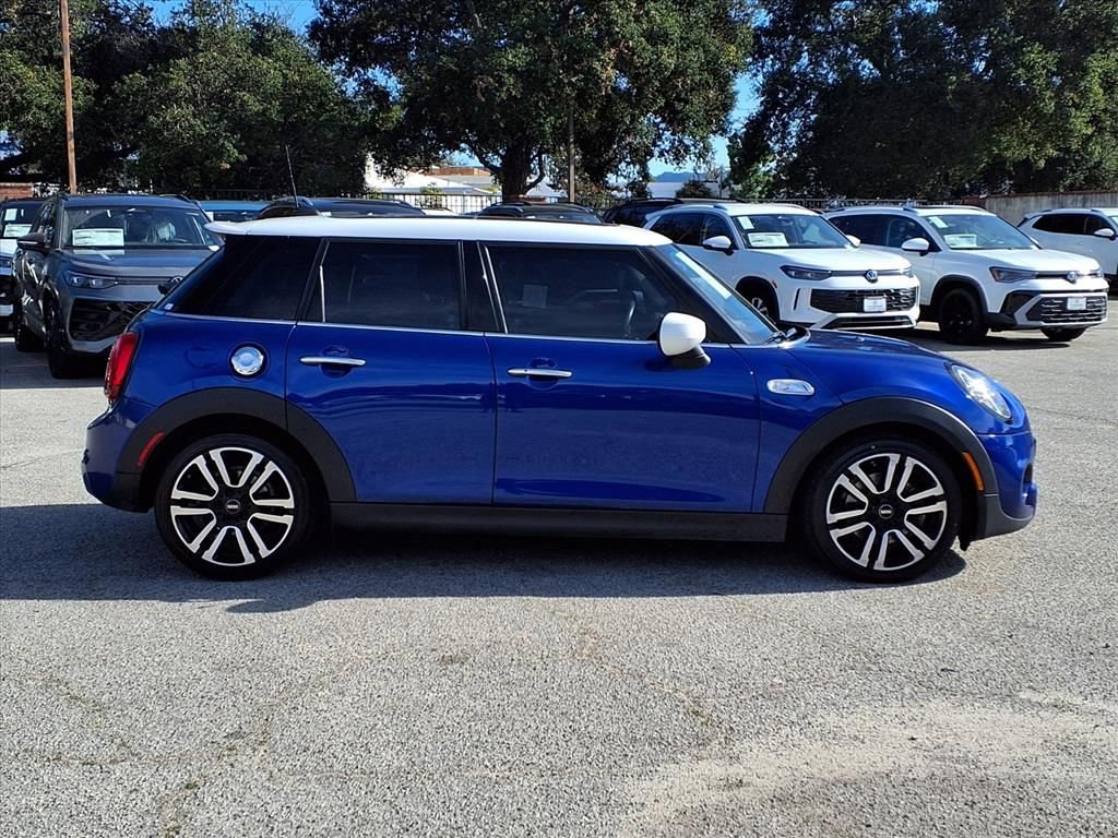 Used 2020 MINI Cooper S image 3