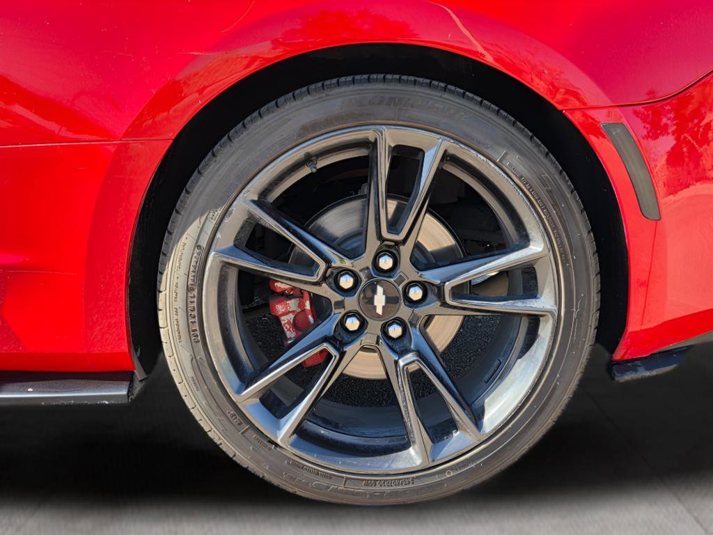Used 2017 Chevrolet Camaro LT w/ RS Package RWD image 14