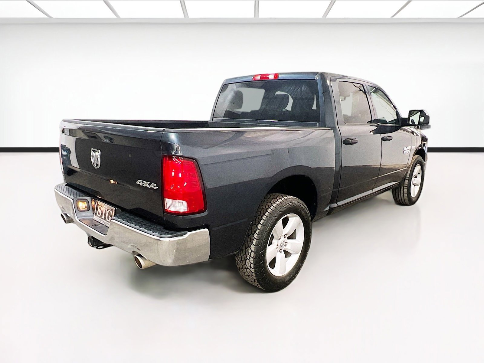 Used 2021 RAM 1500 Tradesman w/ Tradesman SXT Package AWD/4WD image 4