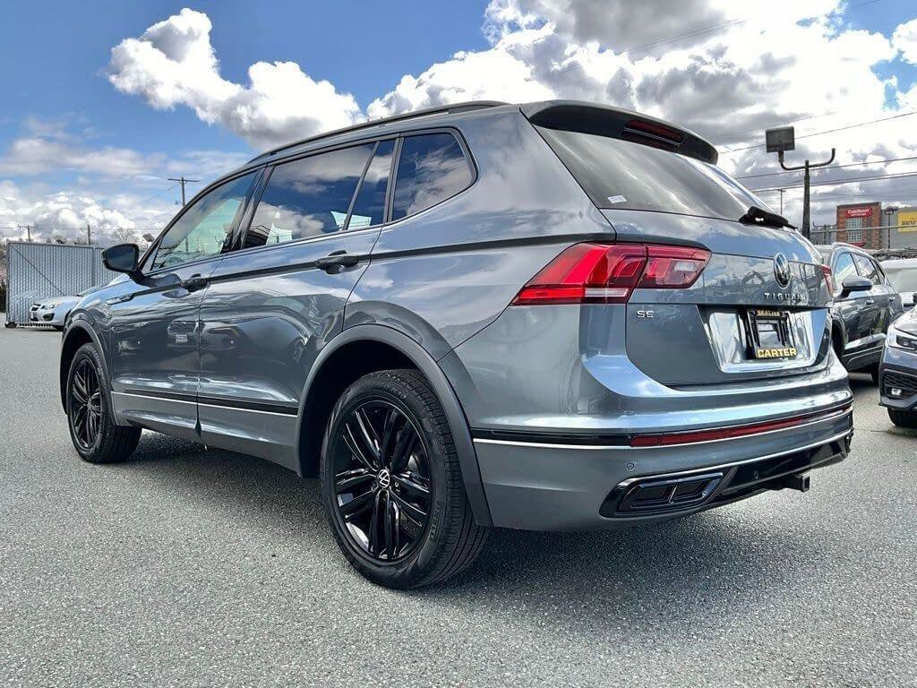 Used 2022 Volkswagen Tiguan SE R-Line image 6