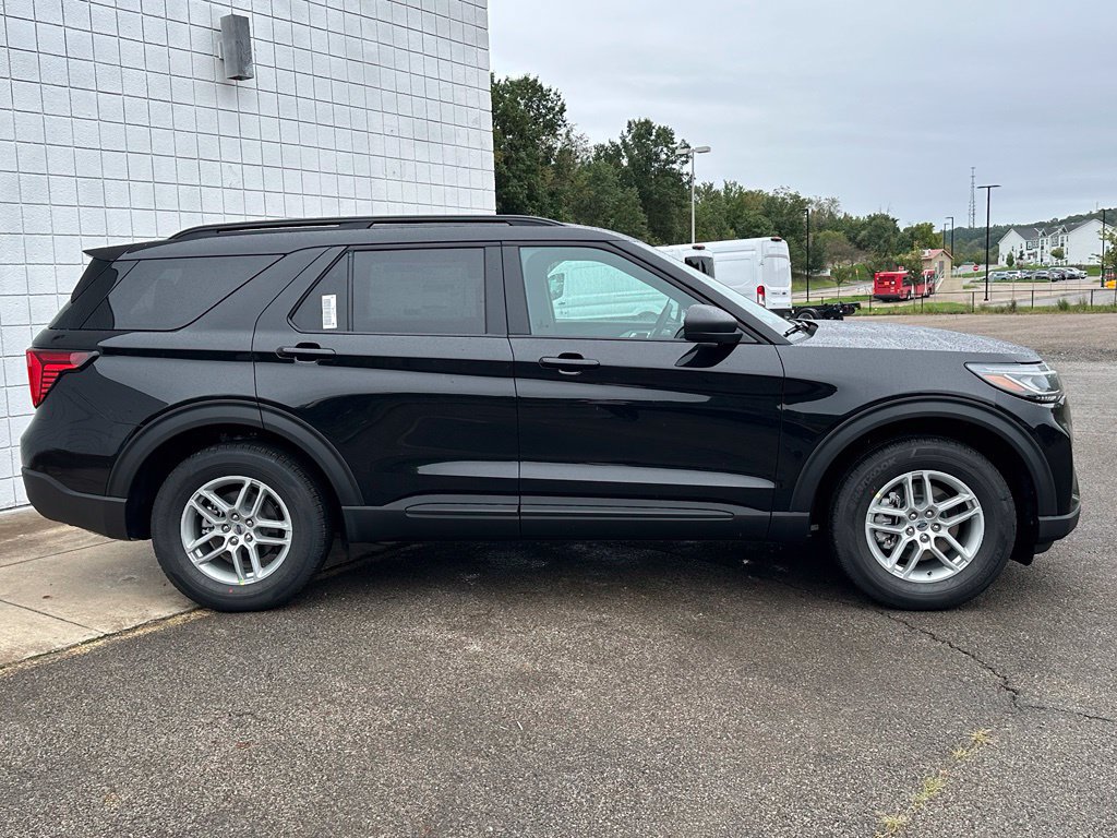 New 2027 Ford Explorer Active w/ Active Comfort Package AWD/4WD image 4