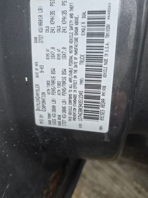 Used 2004 Dodge Dakota Sport w/ Tire & Handling Group image 18