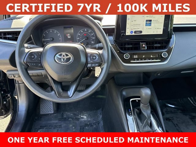 Used 2025 Toyota Corolla LE FWD image 17