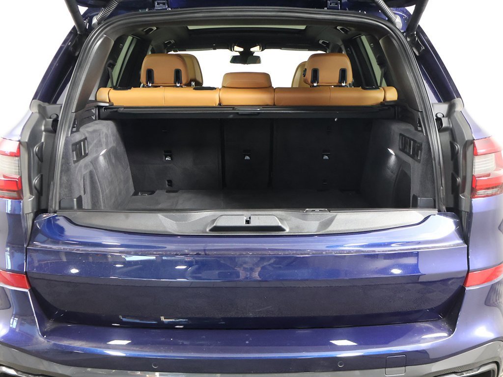 Used 2021 BMW X5 M50i w/ Premium Package image 22