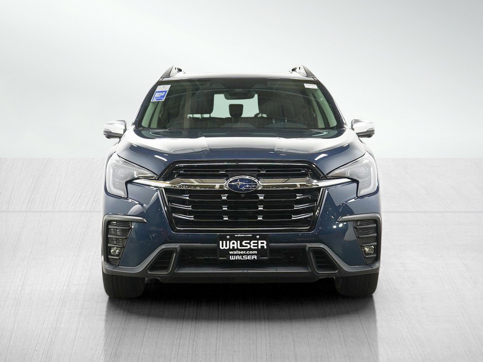 Used 2023 Subaru Ascent Limited w/ Technology Package AWD/4WD image 8